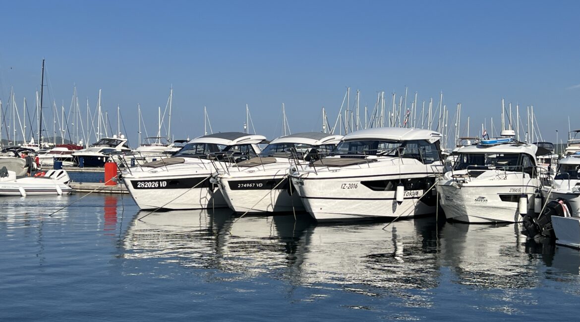 Trim Nautica Charter Biograd Croatia